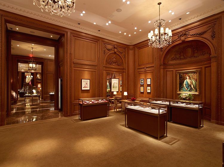 Cartier na Quinta Avenida é reformada e lança colar comemorativo - Construtora Laguna