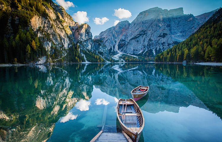 Por que visitar o Lago di Braies na Itália? - Construtora Laguna