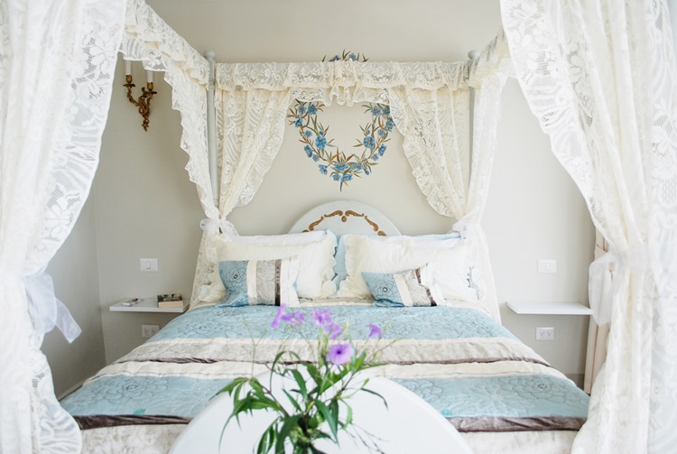 Do clássico ao moderno, confira camas com dossel - tradicional -Construtora Laguna