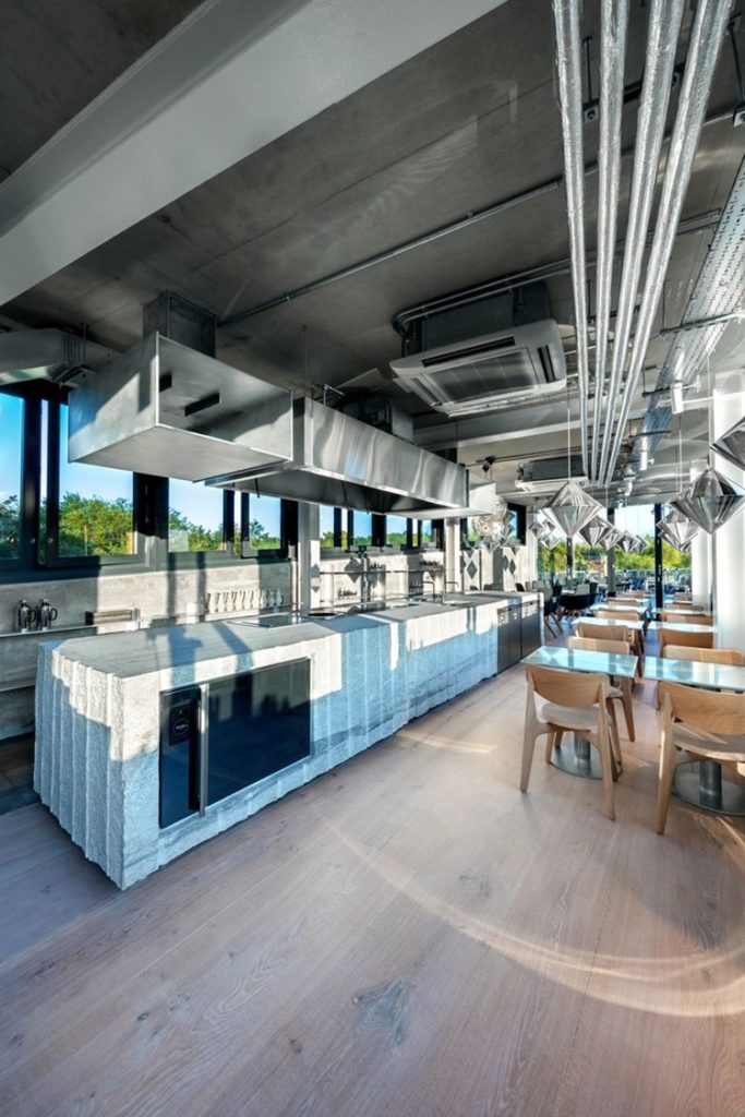 Tom Dixon inaugura restaurante em Londres - Segundo Andar - Construtora Laguna
