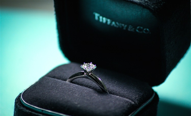 Tiffany divulga a origem de seus diamantes - Construtora Laguna