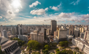 Curitiba importante polo econômico latino-americano