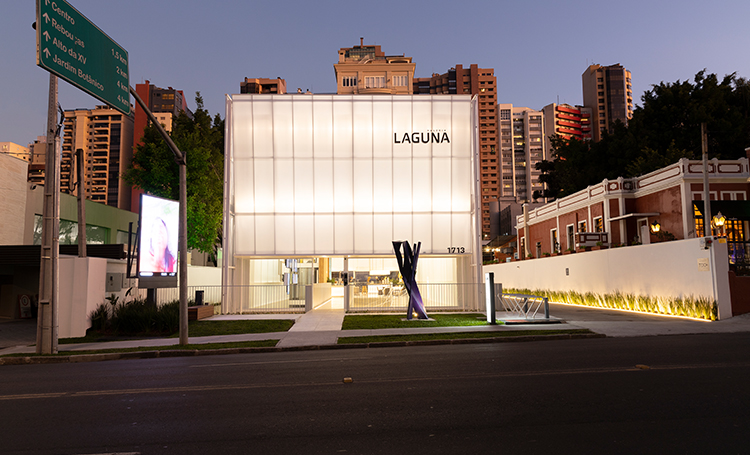 Galeria Laguna recebe exposição “Vamos Pintar Curitiba”